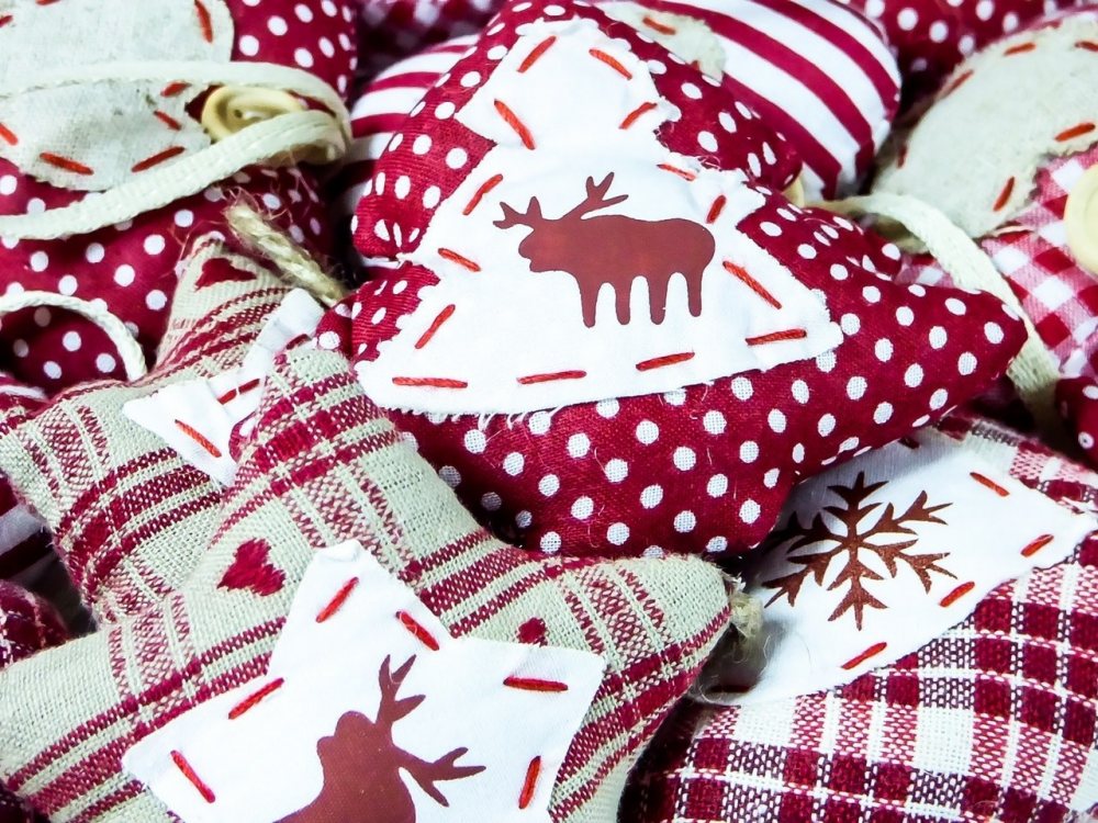How2 E-Textiles - Christmas Edition