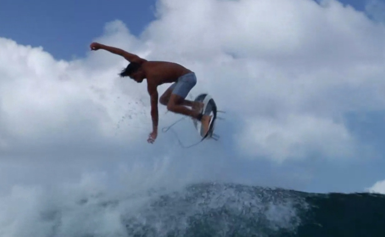 Kahana Kalama und sein Aloha Sunday Surfers Mag
