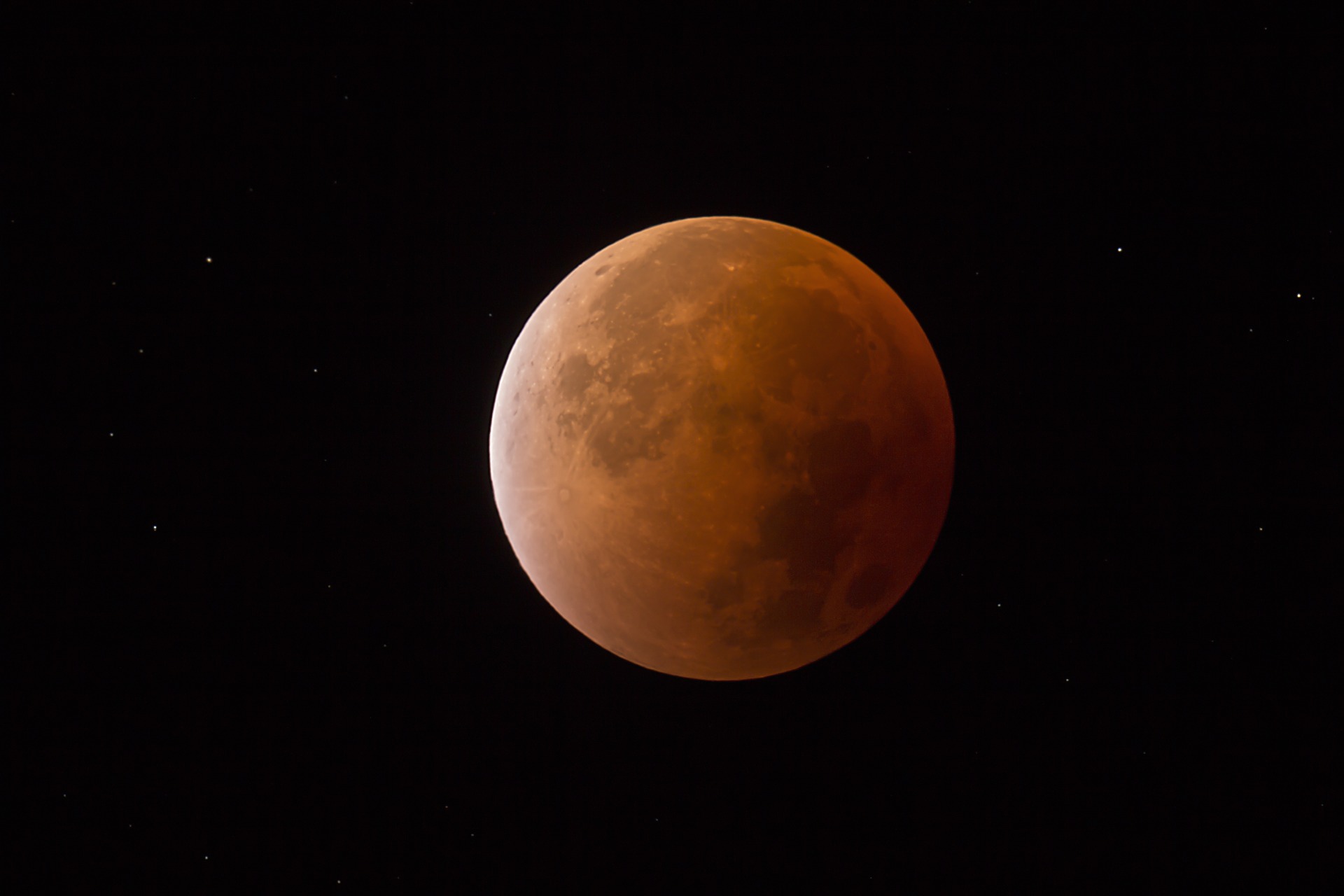 luna rossa