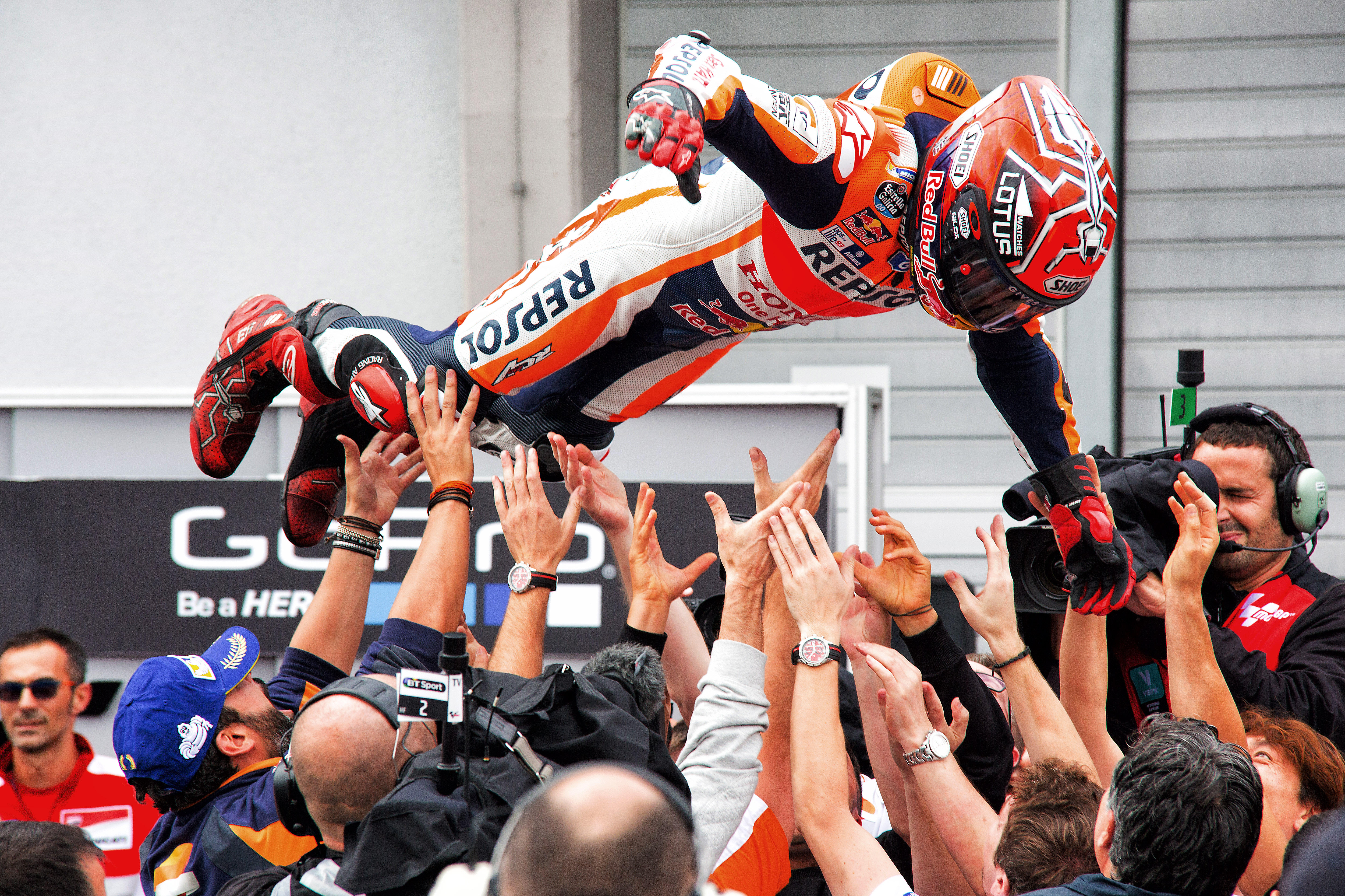 Marc Márquez manteado