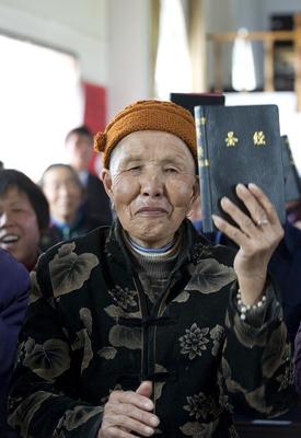 A lady finally receives a Bible