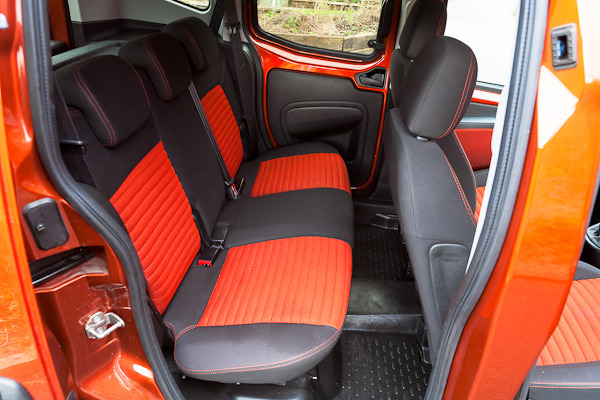 Qubo trekking rear seats