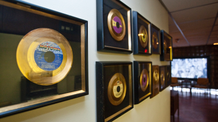 PA Motown Requests - viynl.jpg