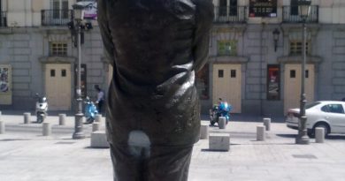 (XI) La insoportable vecindad y el gran desatino: De la Transición, la Violencia y el Resucitar la guerra civil (XI) La insoportable vecindad y el gran desatino: De la Transición, la Violencia y el Resucitar la guerra civil
