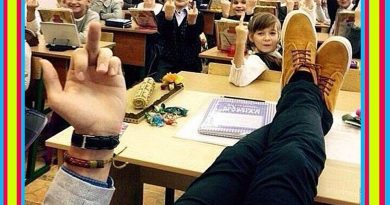 Este profesor es todo un ejemplo para la educación de tus hijos. Por el gran Mariano Este profesor es todo un ejemplo para la educación de tus hijos. Por el gran Mariano