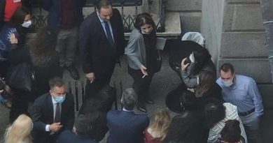 A la casta superior le importa una mierda dar ejemplo. Por Silvia Gutiérrez Oria A la casta superior le importa una mierda dar ejemplo. Por Silvia Gutiérrez Oria
