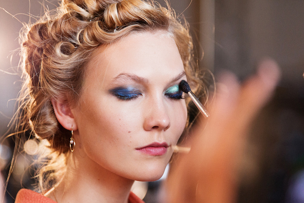 cliomakeup-ombretti-wet-dry-baganti-asciutti-segretti-trucco-occhi-karlie-kloss