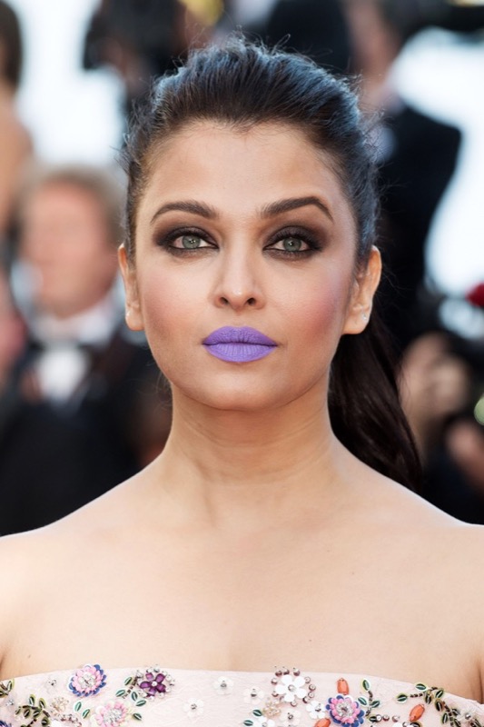 ClioMakeUp-cannes-2016-look-makeup-migliori-Aishwarya-Rai-rossetto-lilla