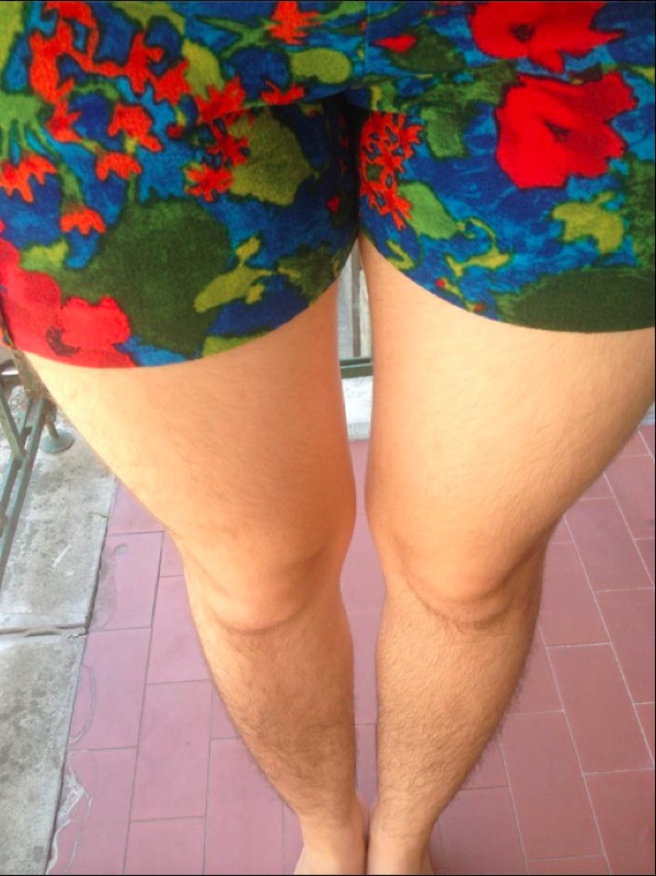 ClioMakeUp-gambe-braccia-pelose-star-celebrity-peli-1