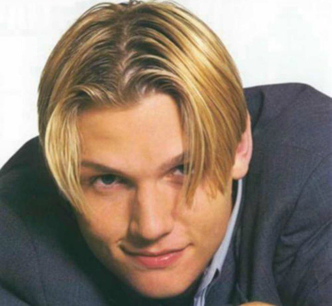 cliomakeup-tendenze-capelli-25-nick-carter