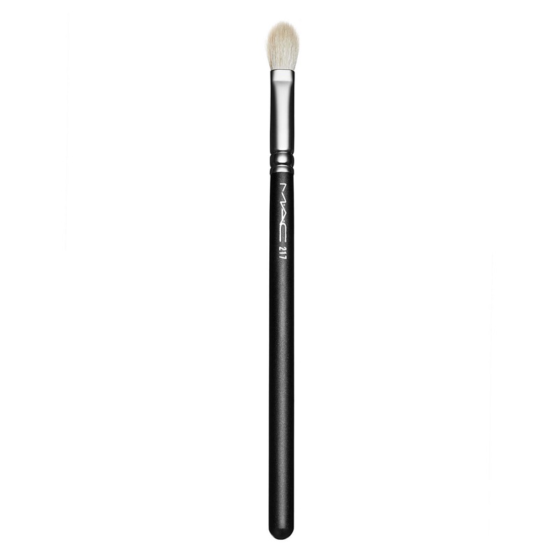 cliomakeup-zendaya-make-up-tips-and-tricks-16