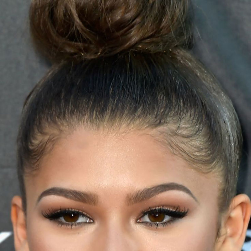 cliomakeup-zendaya-make-up-tips-and-tricks-6