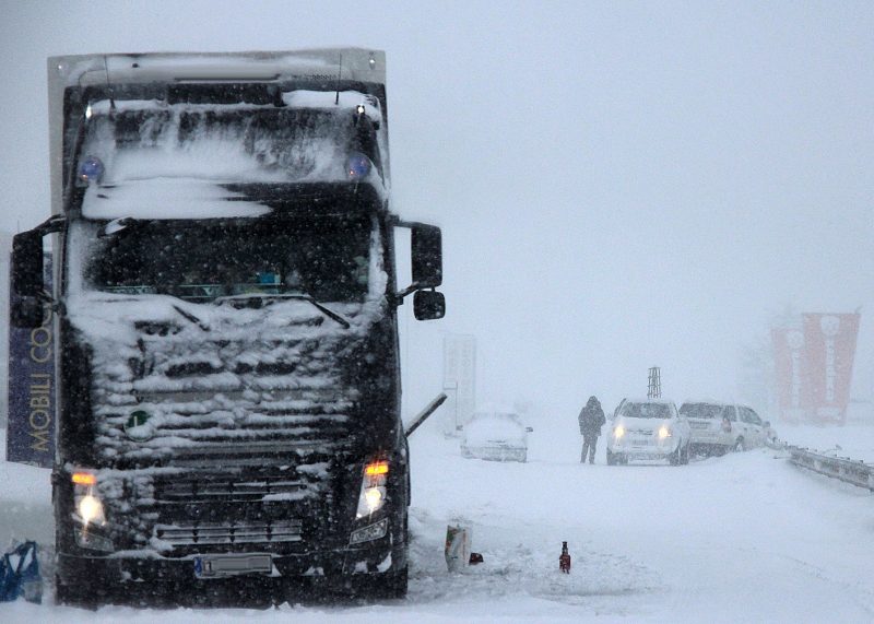 Arriva il grande freddo, strade interdette ai mezzi pesanti Arriva il grande freddo, strade interdette ai mezzi pesanti