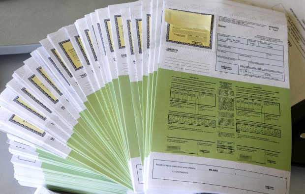 Polizze false, agente assicurativo denunciato per truffa ... Stato di polizza