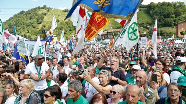 Salvini invita Toma il Governatore accetta e parte per Pontida Postato il 30 giugno 2018 da News in Attualità In Evidenza