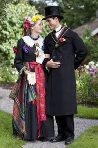 Rekonstruerad bruddräkt Rekonstruerad bruddräkt från Ekshärad i Värmland, 1860-tal.