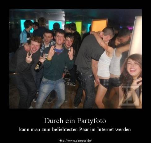 Durch ein Partyfoto