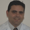 Luis Ruíz Laza, Cirujano oral y maxilofacial Sevilla