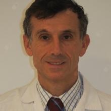 Cesar Maximiliano Colmenero Ruiz, Cirujano oral y maxilofacial Madrid