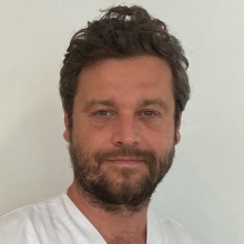 Joan Brunso Casellas, Cirujano oral y maxilofacial Bilbao