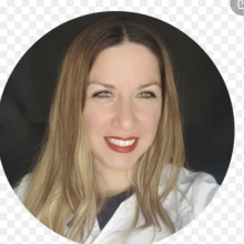 Margiux Vásquez Golindano, Dentista Granada