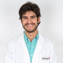 Carlos García Sáiz, Cirujano plástico Sevilla