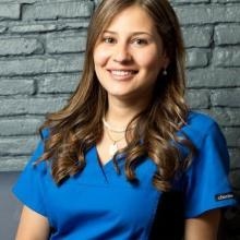 Adriana Castejón Fernández, Dentista Barcelona