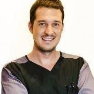 Lucas A. Guiu Navarro, Dentista Tarragona