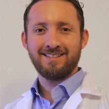 Daniel Pinos Galindo, Cirujano oral y maxilofacial Málaga