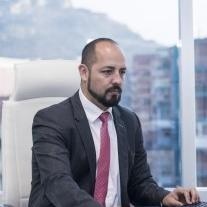 Juan José Aparicio Alcázar, Cirujano plástico Alicante