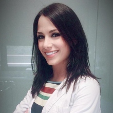 María de las Nieves García-Recio, Psiquiatra Granada