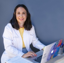 Cristina García Bernal, Psiquiatra Sevilla