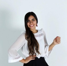 Dominique Fernández Betancourt, Terapeuta complementario Barcelona