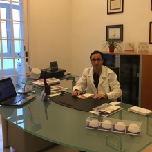 Onofre Saez Galdeano, Cirujano plástico Manresa