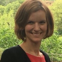 Maria Herrero Fernández, Cirujano oral y maxilofacial Granada