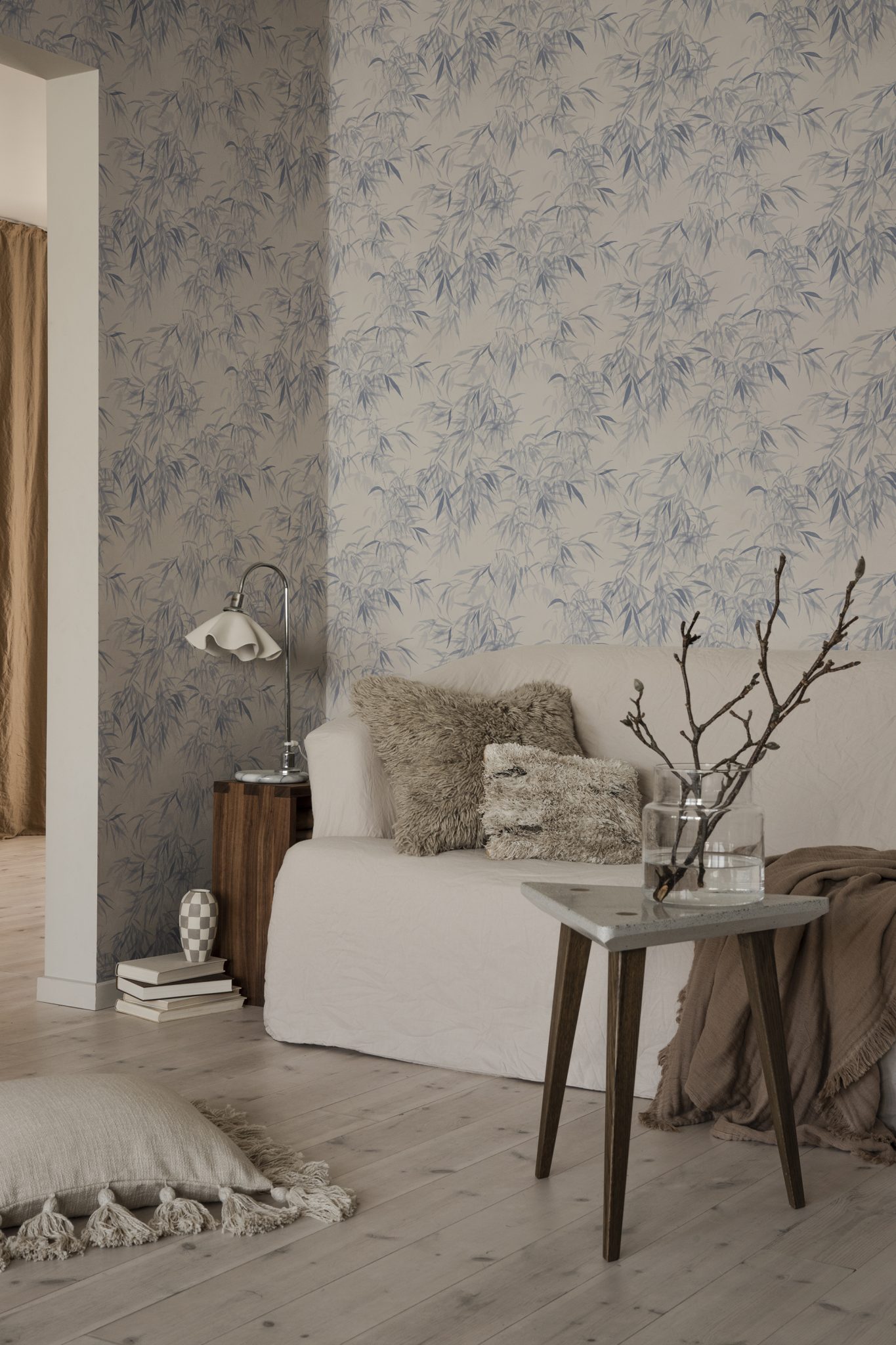 Jon Indigo Blue wallpaper Jordnära Sandberg