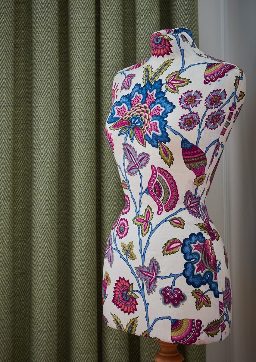 Summer Hot Pink fabric Babooshka iLiv