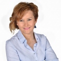 Nurgül Ay