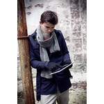 Mujjo touch screen compatibile winter glove lifestyle 2