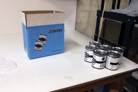 6 Jesmona Tins