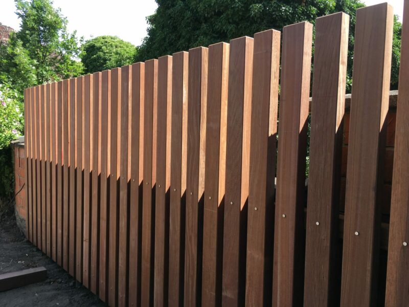 04 Houtinvoer Jadimex Azobé 70 X 120Mm Palissaden Elsen Peter