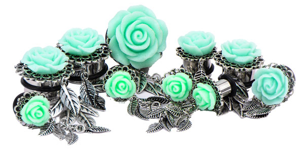 Rosen Plugs mit Blätter-Anhänger