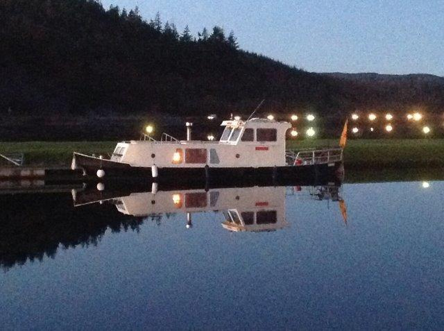 Barge