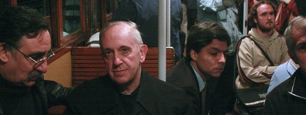 El-cardenal-Jorge-Bergoglio-en_54369268241_51351706917_600_226