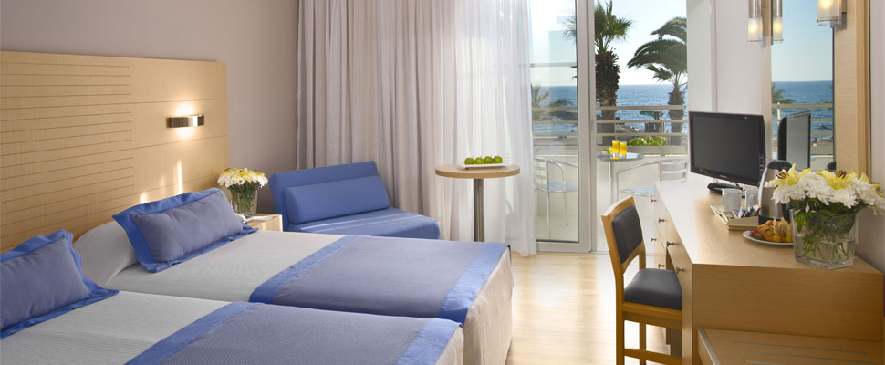 Louis Ledra beach hotel in Pafos, bedroom