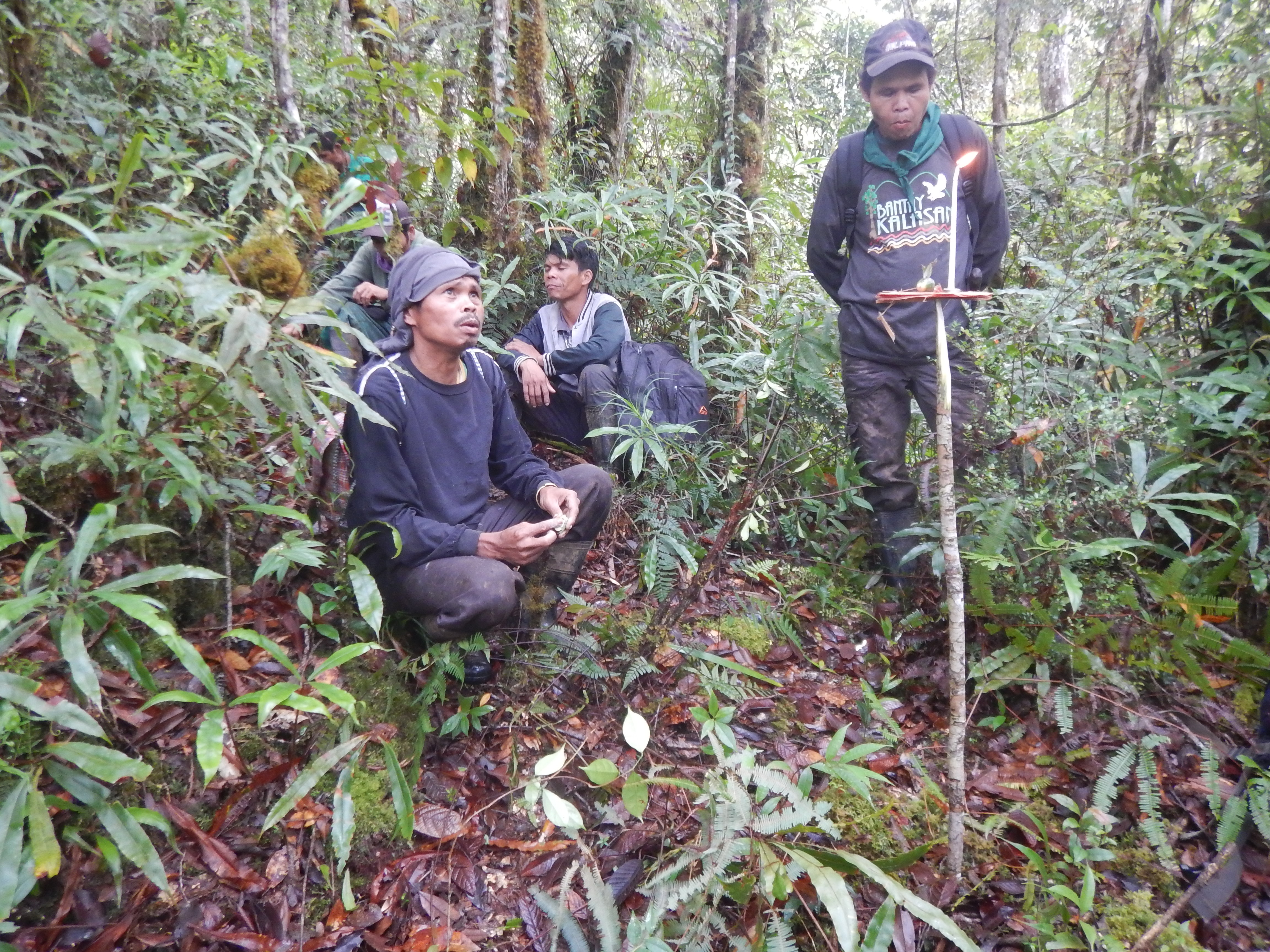 4. pamanigan or community forest guards offering a ritual before entering the icca