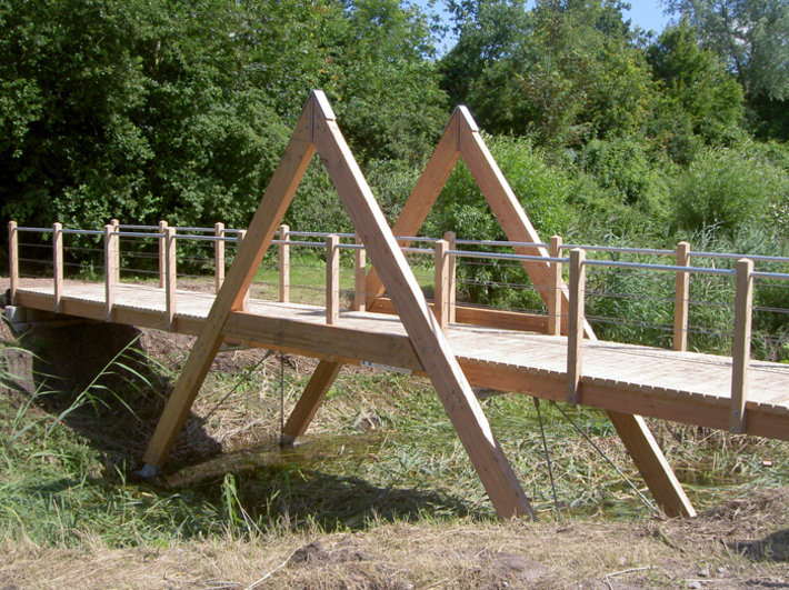Idealenco_brug_aap
