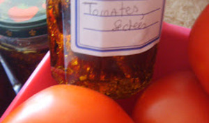 Tomates séchées, conservées à l'huile d'olive