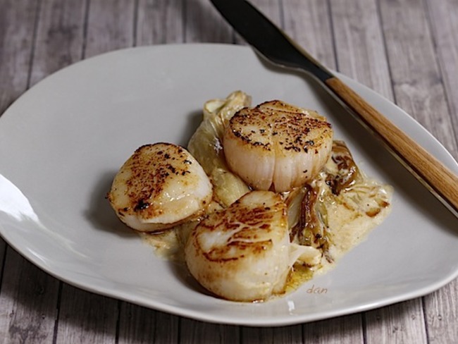 Noix de st-jacques aux endives - Recette par épicétout