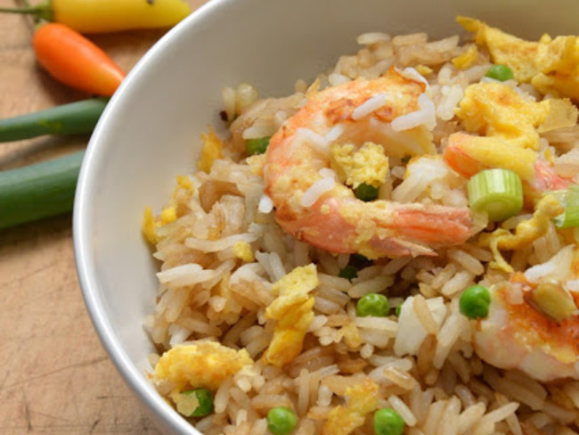 Riz sauté aux crevettes - Recette par Petite Cuillère et Charentaises